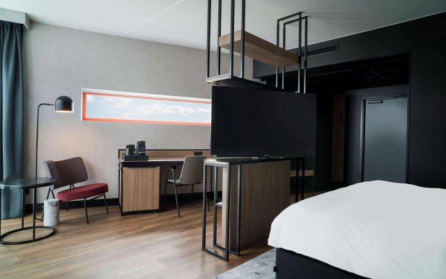 Radisson RED Hotel, Oslo Airport - Image 3