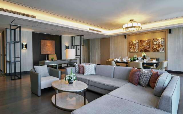 Hilton Manila