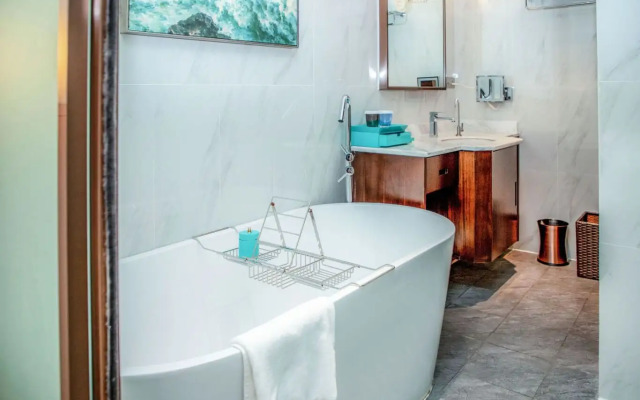 Junluxe Meizhou Island IECC