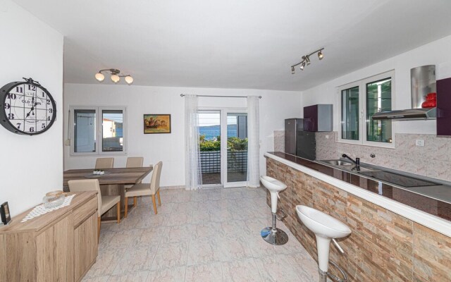 Stunning Home in Kastel Kambelovac With Wifi and 3 Bedrooms