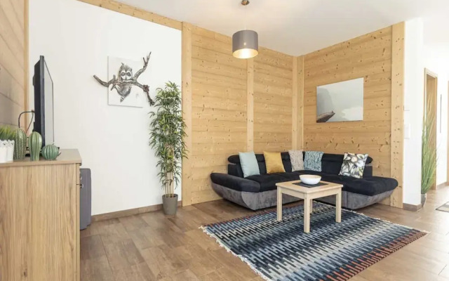 Spacious Chalet With Sauna