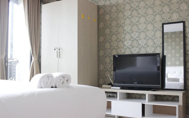 Private Studio at Beverly Dago Apartment