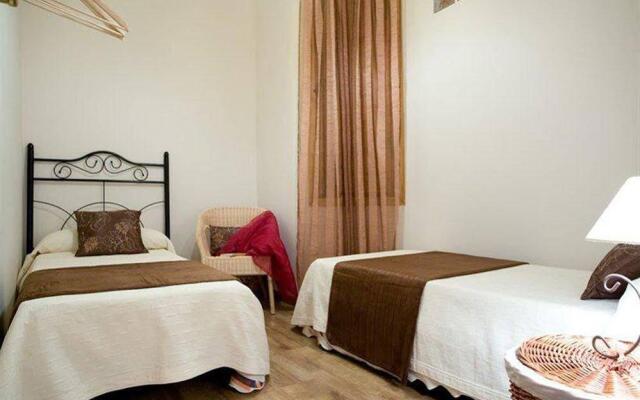 Eixample Apartments Arena Shopping Area