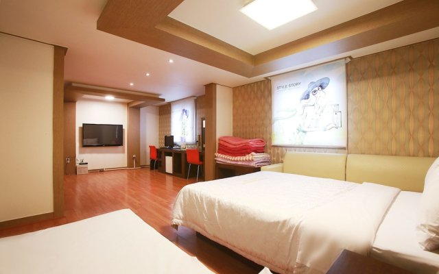 Charmant Hotel Suwon