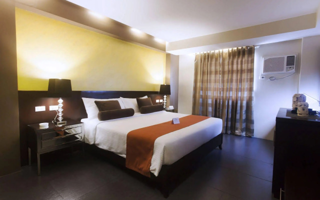 Grace Crown Hotel
