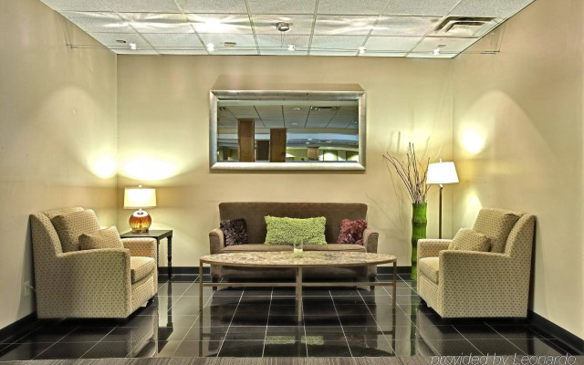 Holiday Inn Country Club Plaza