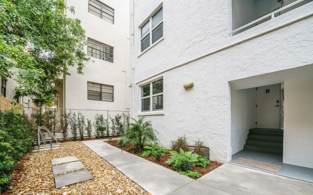 Chic Apartments at Miami Beach