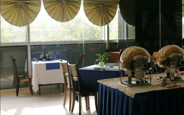 Kangming Hotel Beijing