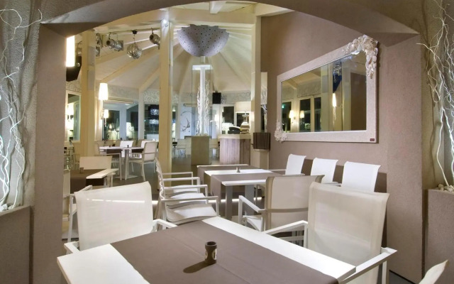Hotel Pacific