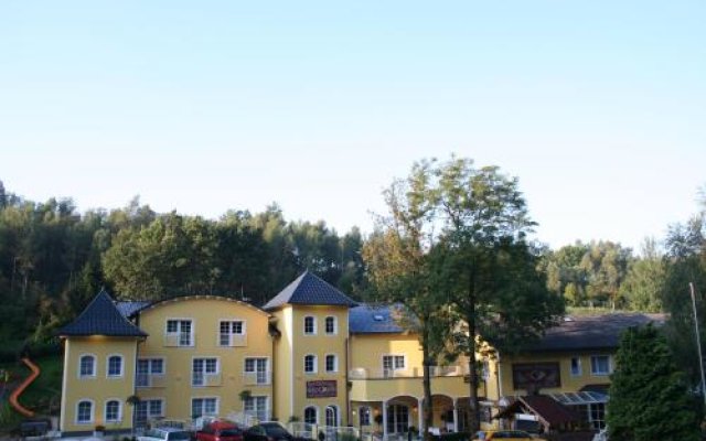 Gasthof Hotel zum Grünen Wald Wolfsegger