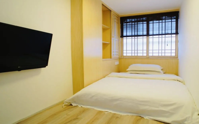 Guangzhou Pinecone & Huayi Select Hotel