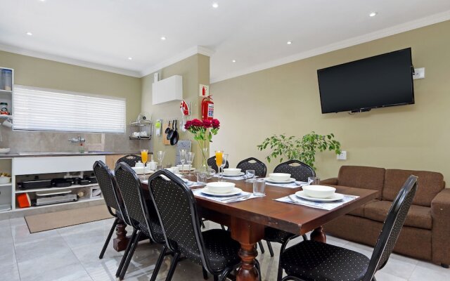 Camdene Guesthouse and sc apartments