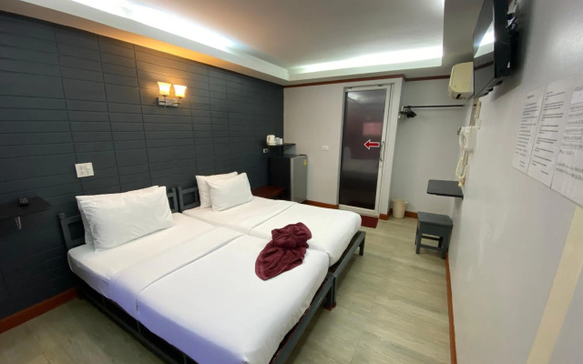 Sinsamut Koh Samed Hotel