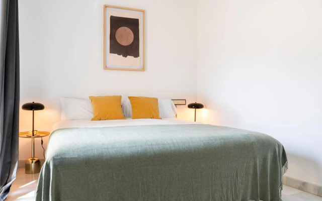 Suites Plaza De Los Refinadores Maestranza