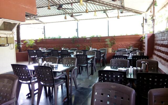 Girivihar Holiday Club