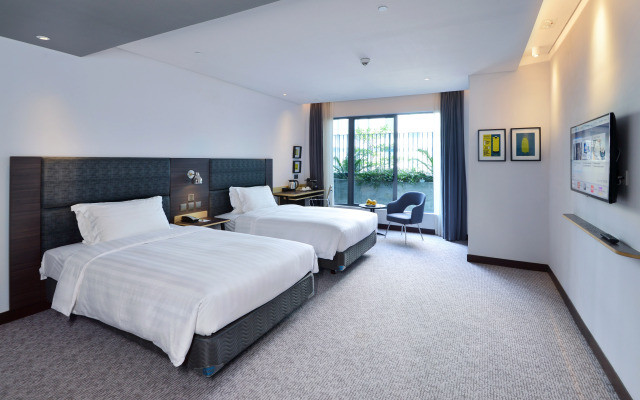 Camlux Hotel