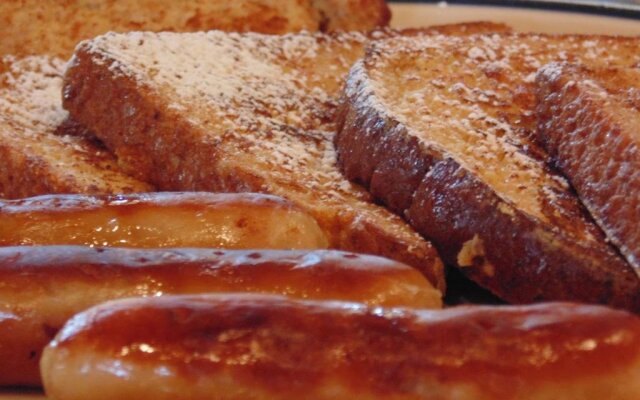 TimberWolf Lodge B&B