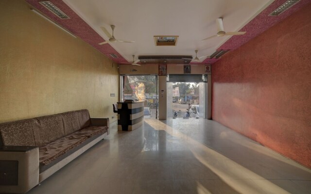 Oyo 30243 Hotel Sanwariya Bhagwan
