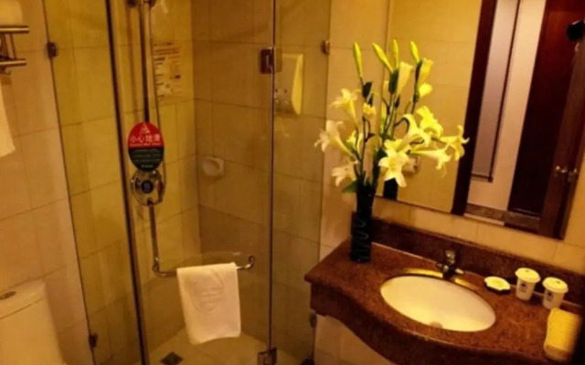 GreenTree Inn Zhenjiang Center Street No.1 Peoples Hospital Express Hotel