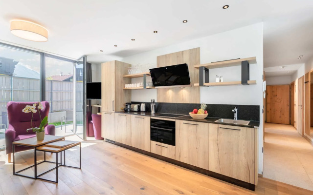 Emma Deluxe Aparthotel