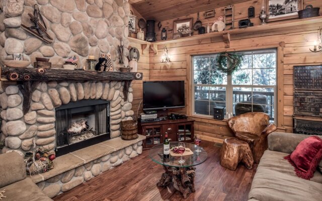 Sombras Del Bosque - Four Bedroom Cabin