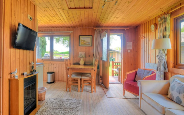 4 Pinewood Retreat