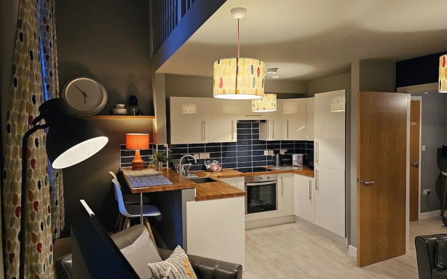 Charming 1-bed Apartment in Newark