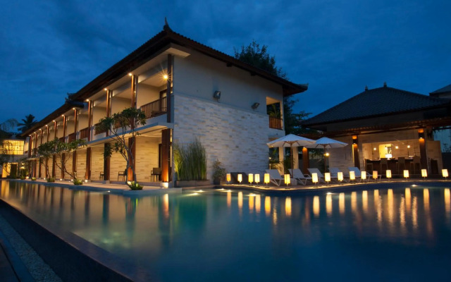 Grand Whiz Hotel Nusa Dua