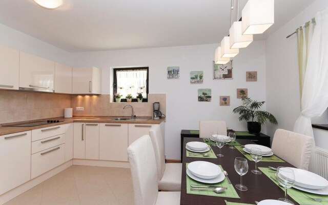 Nice Home in Banjol With Wifi and 3 Bedrooms