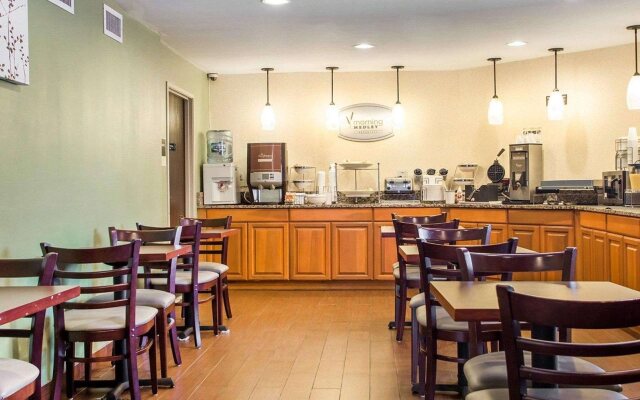 Sleep Inn Naperville - Chicago