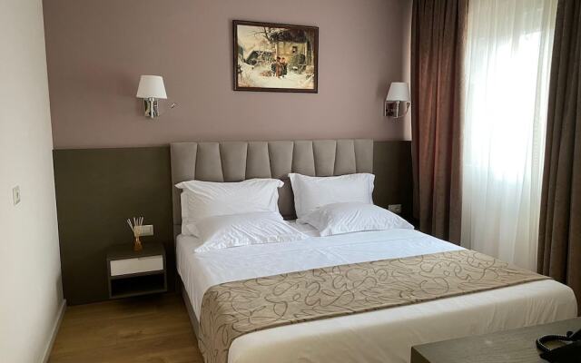 Doanesia Premium Hotel & Spa