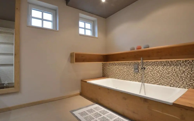 Cozy Holiday Home in Aalter near Lake