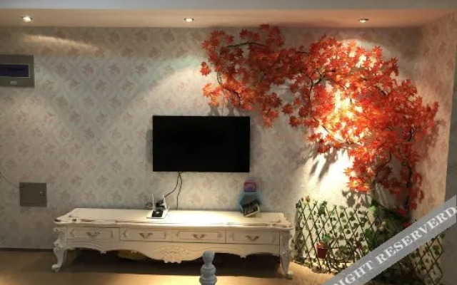 Milai hotel apartment (Jinan North Railway Plaza store)