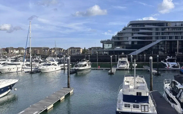 Oceanvillagemarina/2bedroom/modernkitchen/balcony