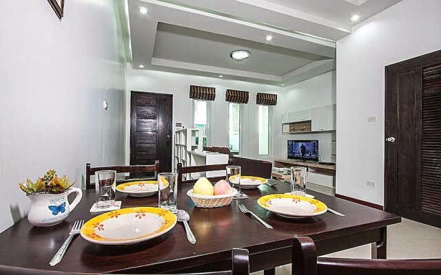 Baan Kiet 3 7 units 2 Bedroom Jacuzzi Townhomes