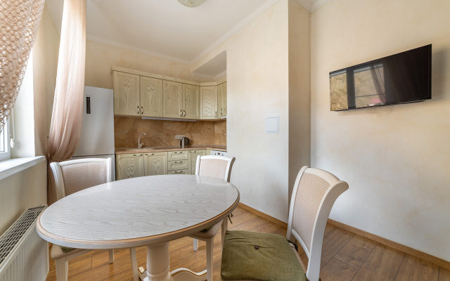 ЖК на Березовой 50 Deluxe Apartment