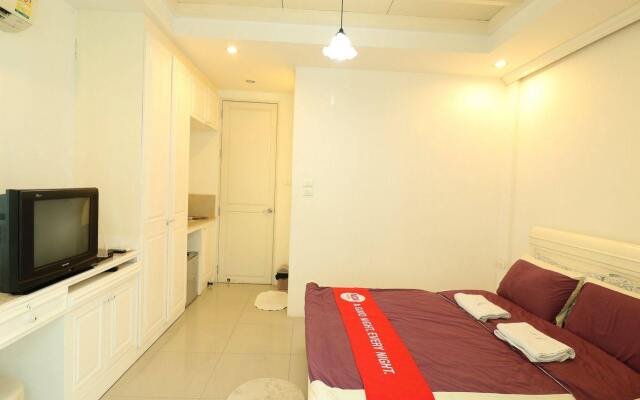 Nida Rooms Sutthisan Chai Yo Suites