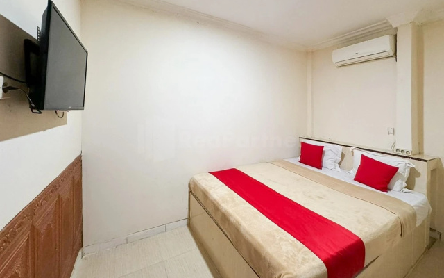 My Home2 Mall Ciputra Cibubur RedPartner – Guest Rooms – Bekasi