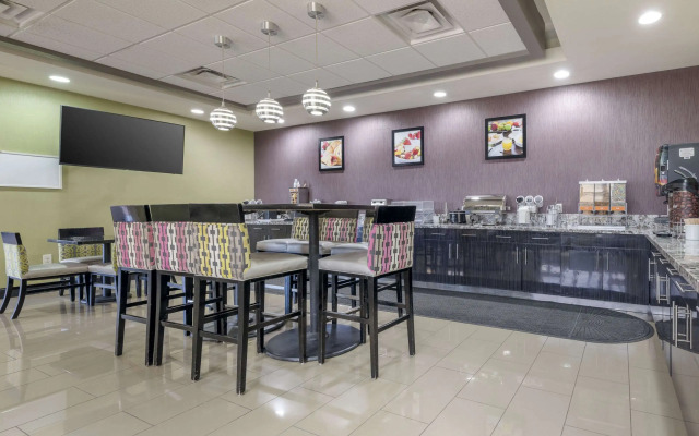 Comfort Inn & Suites Artesia