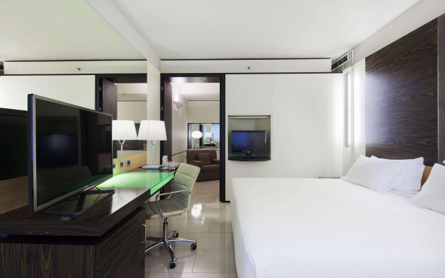 Отель NH Venezia Laguna Palace