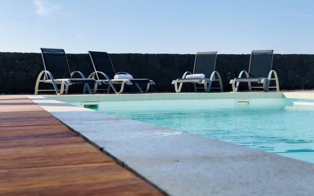 Canaryislandshost l Infinity views village - Heated Pool