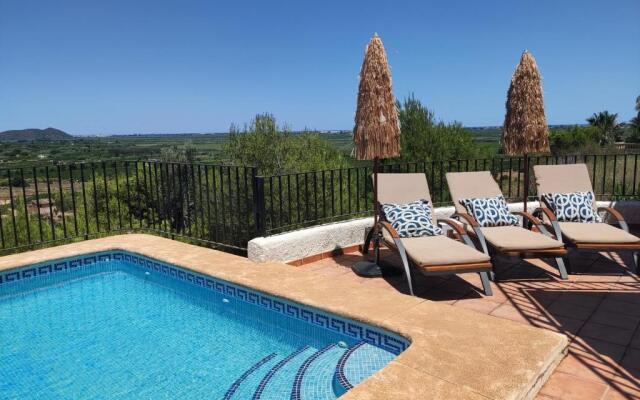 Holiday villa in Monte Pego-Denia, heated pool