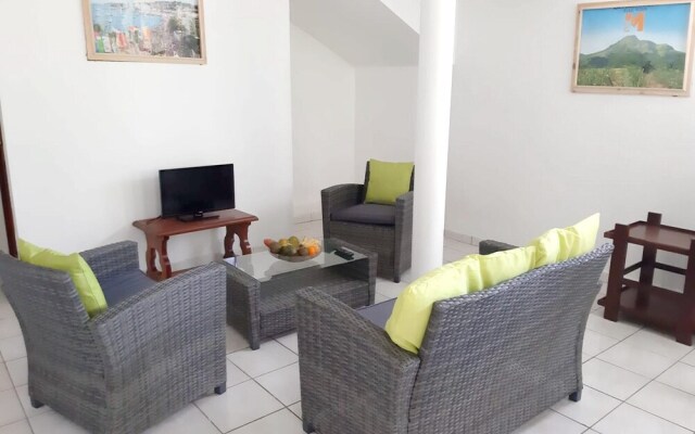 Apartment With 2 Bedrooms In Riviere Salee With Furnished Garden And Wifi 10 Km From The Beach