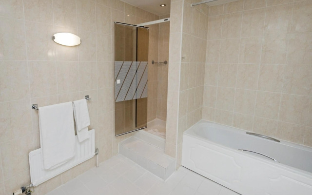 Basingstoke Country Hotel