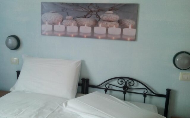 Alghero Bed  Breakfast Maredream
