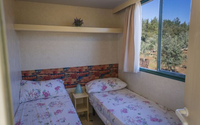 Bungalow Felicità 2 With Pool