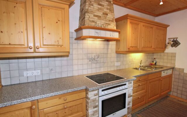 Spacious Apartment With Garden in Tyrol