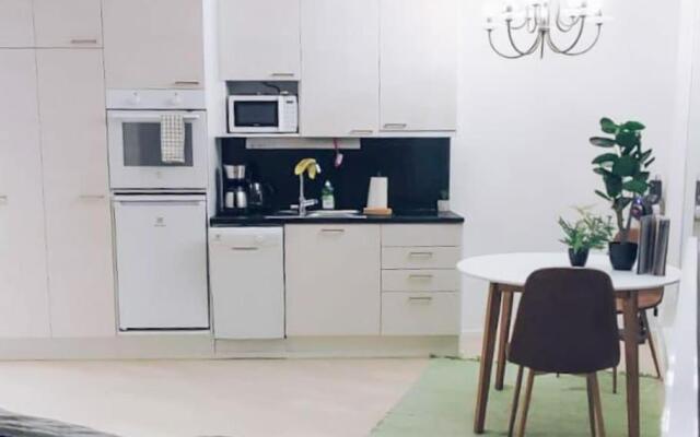 New Studio Wave near Airport