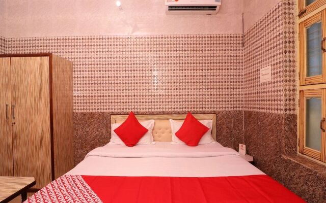 OYO 22646 Jyoti Hotel