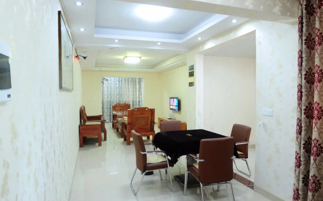 Celebrity  Apartment Hotel